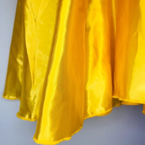 Sexy Snow White - Picture 12 of 16